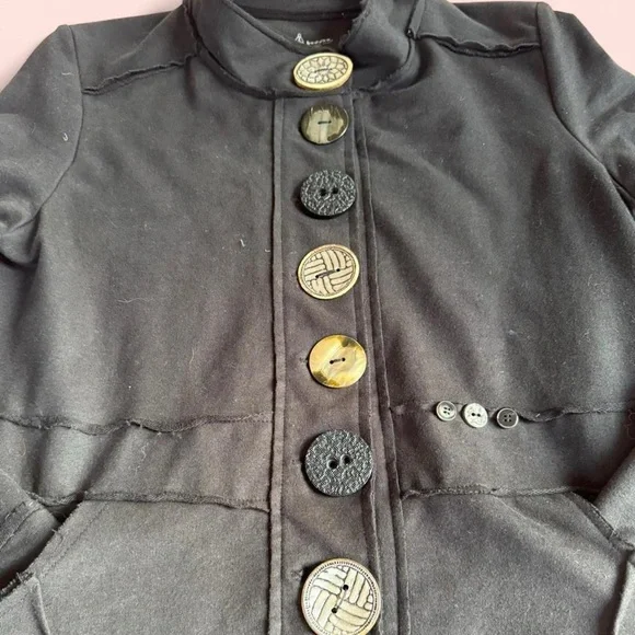 Neon Buddha Black Button-Front Yoga Jacket - Picture 2 of 6